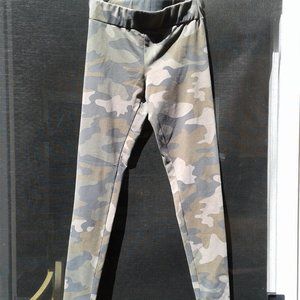 Willow & Clay High Waist Camo Leggings
